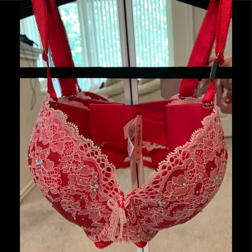 VS Bra